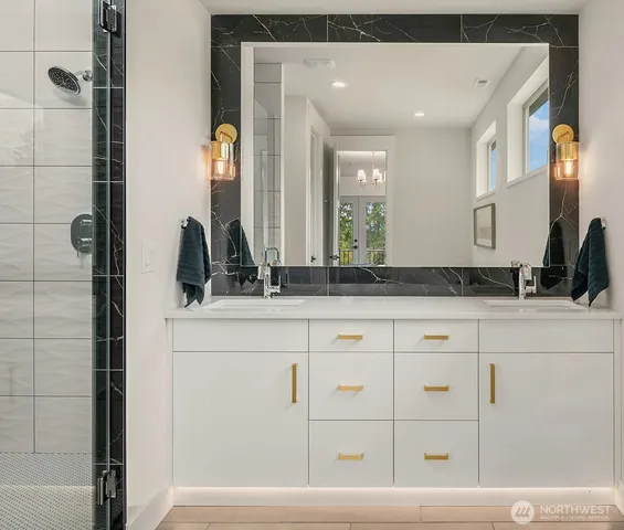 $1,499,000 | 710 Chris David Drive, Steilacoom, WA 98388