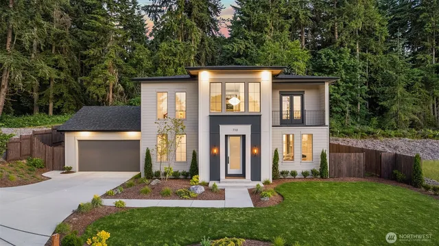 $1,499,000 | 710 Chris David Drive, Steilacoom, WA 98388