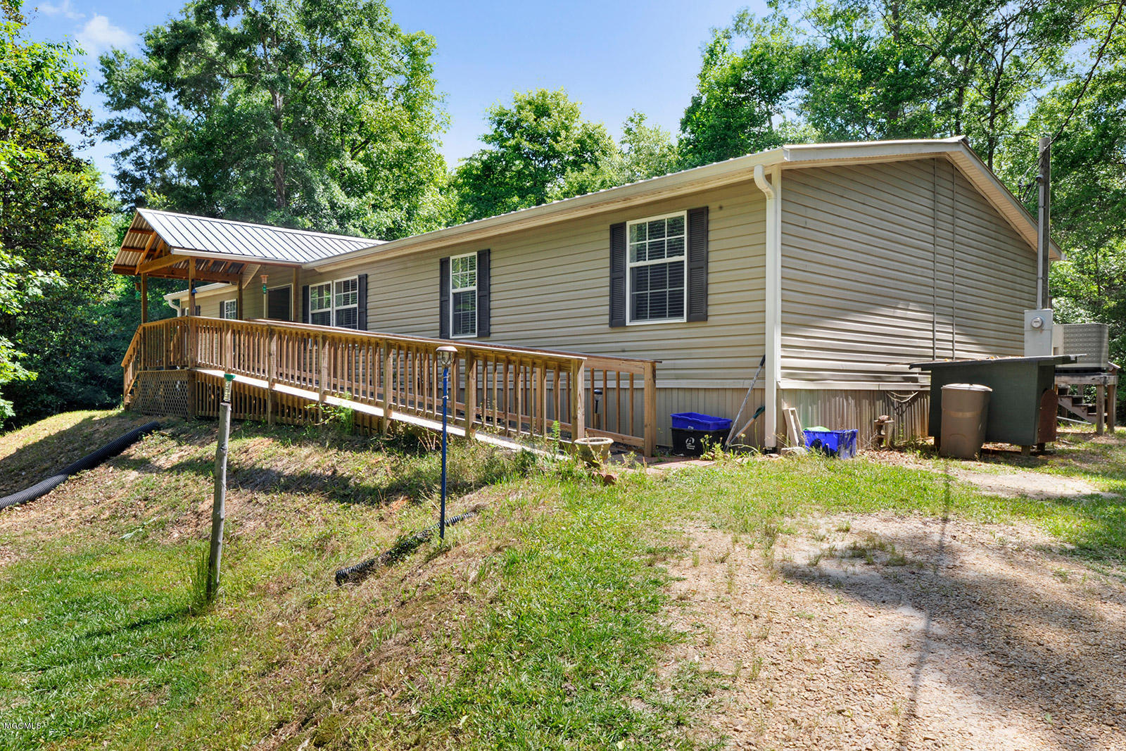 53 Swamp Road Perkinston, MS 39573 - Photo 3 of 15 002_1600x1067_mls