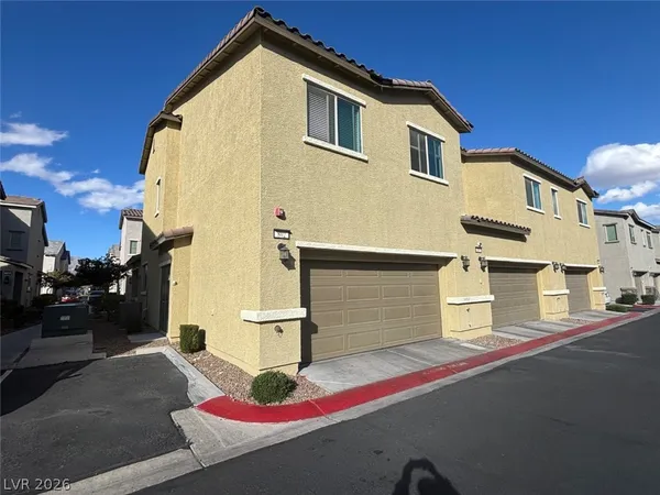 $1,995 | 802 Spring Estates Avenue, North Las Vegas, NV 89086