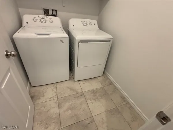 $1,995 | 802 Spring Estates Avenue, North Las Vegas, NV 89086
