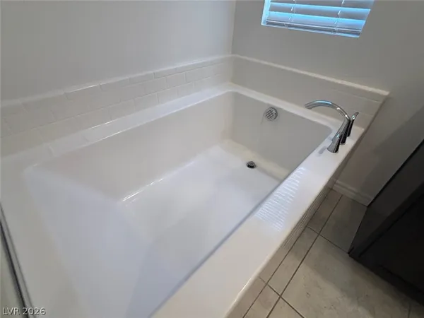 $1,995 | 802 Spring Estates Avenue, North Las Vegas, NV 89086