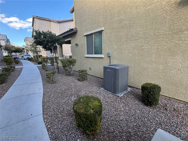 $1,995 | 802 Spring Estates Avenue, North Las Vegas, NV 89086