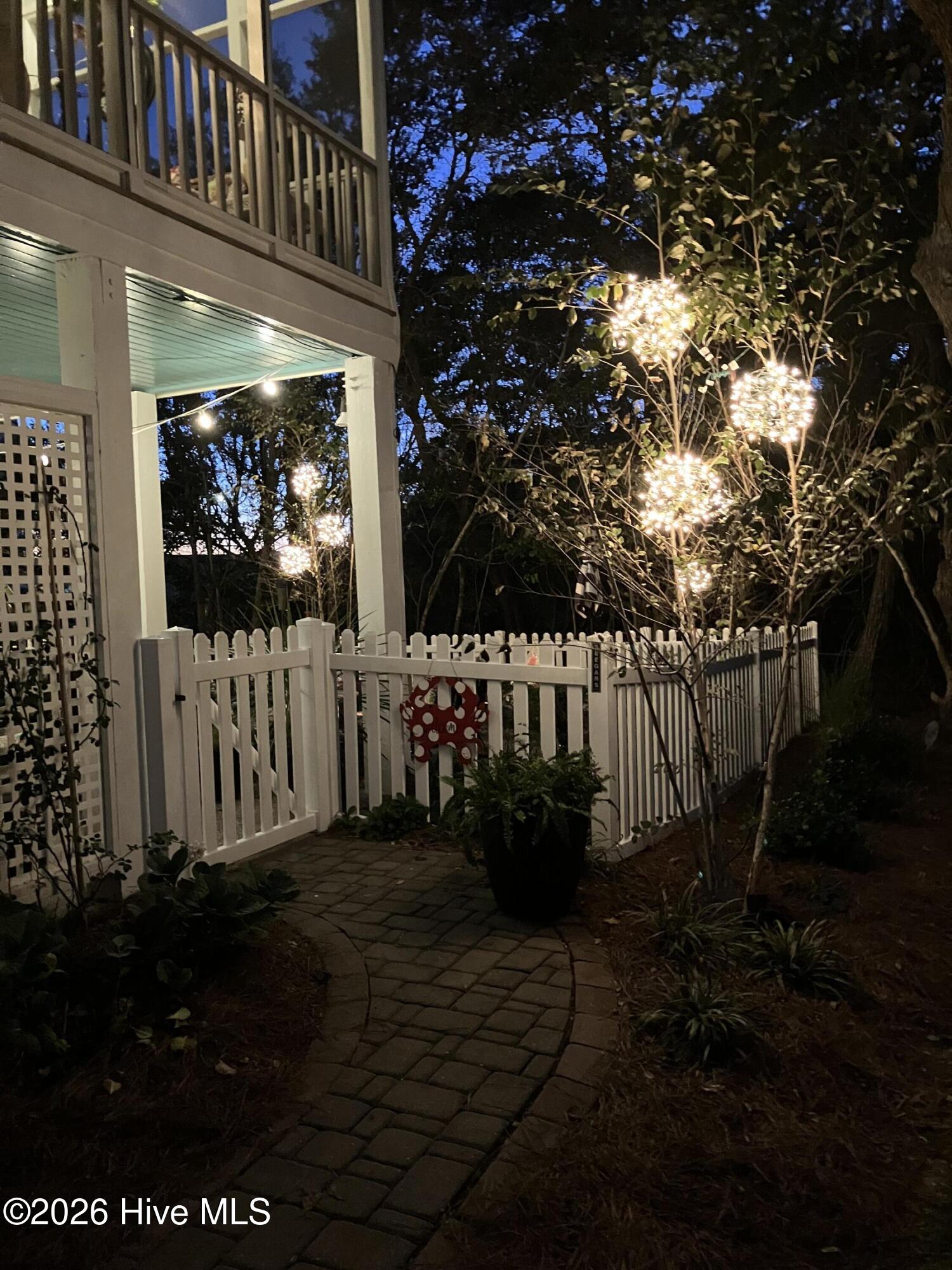 218 Sound Side Drive Atlantic Beach, NC 28512 - Photo 16 of 19 IMG_0890