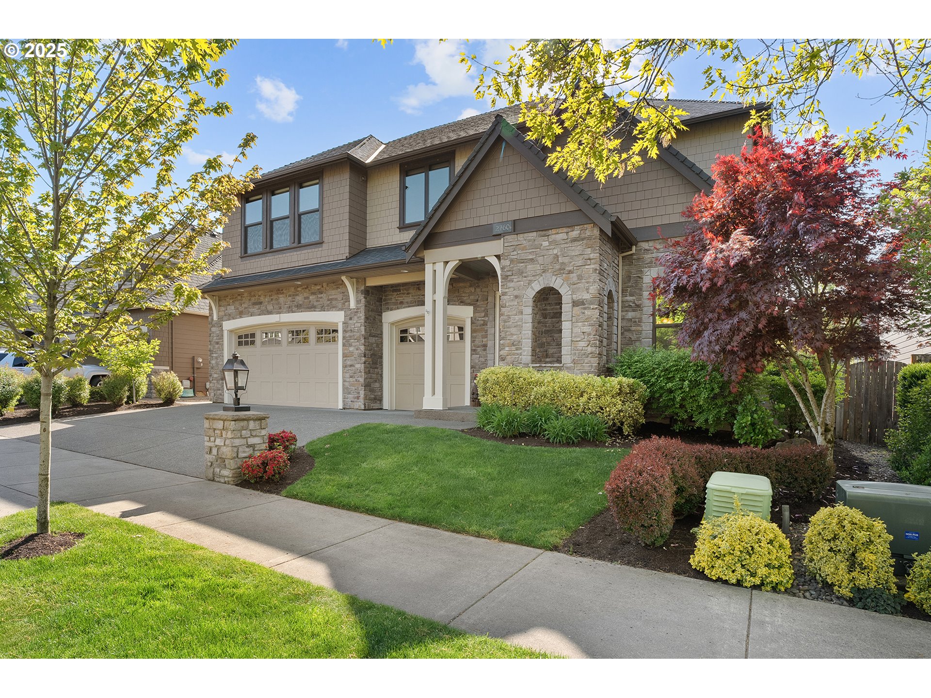 2760 Ridge Lane West Linn, OR 97068 - Photo 1 of 45 Gallery Image 1