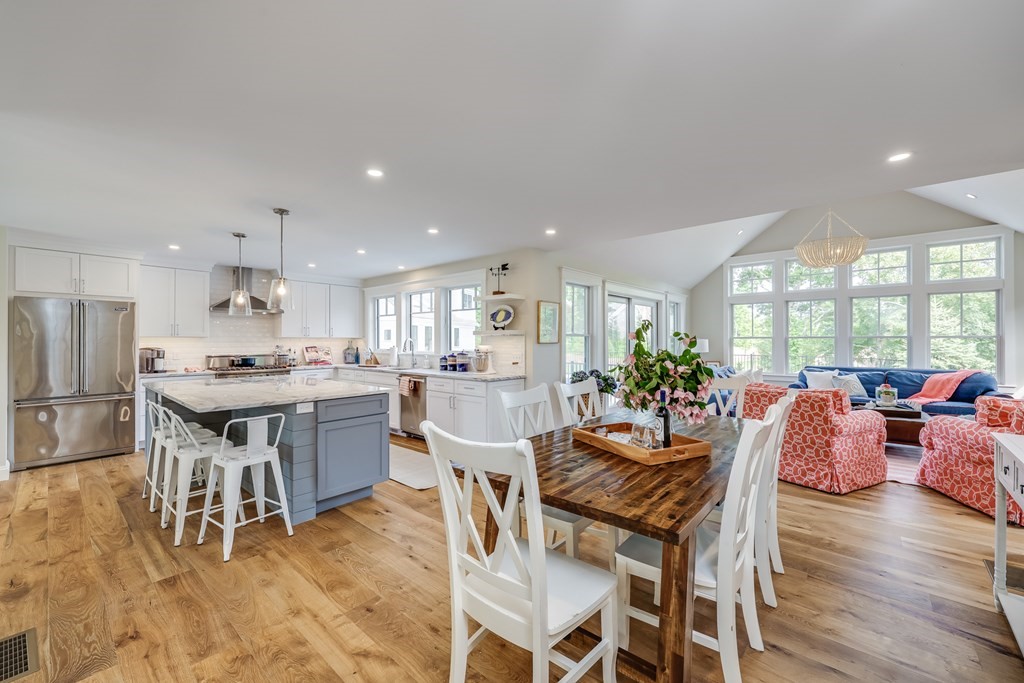 264 Tonset Road Orleans, MA 02653 - Photo 10 of 42 Gallery Image 10