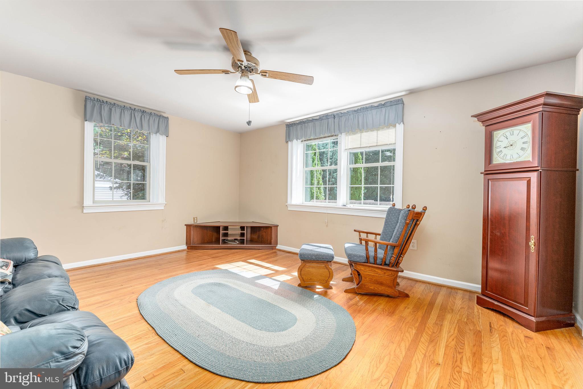 281 West Avenue Springfield, PA 19064 - Photo 26 of 51 a living room with furniture and a wooden floor