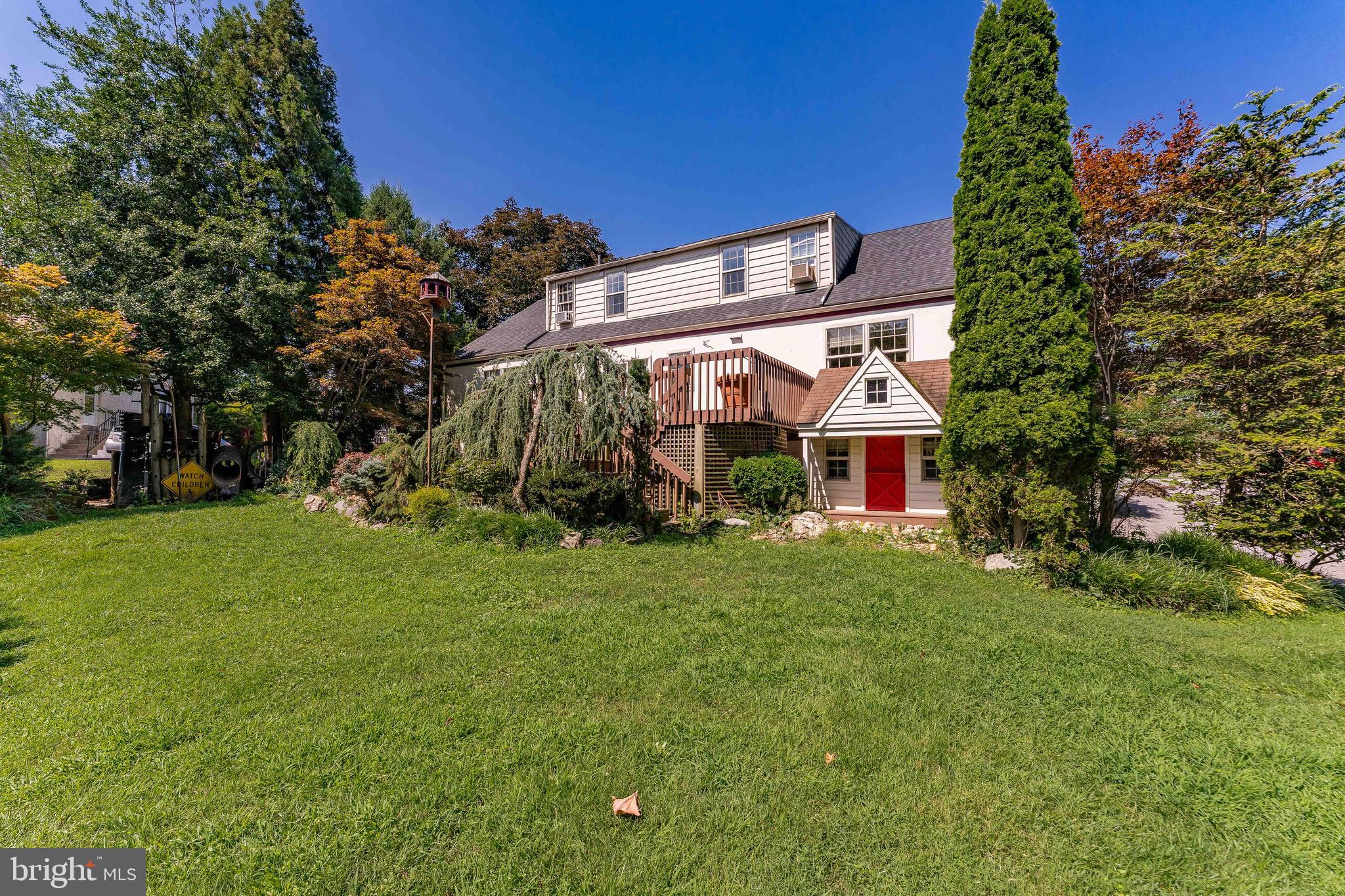 281 West Avenue Springfield, PA 19064 - Photo 3 of 51 a view of a house with a yard
