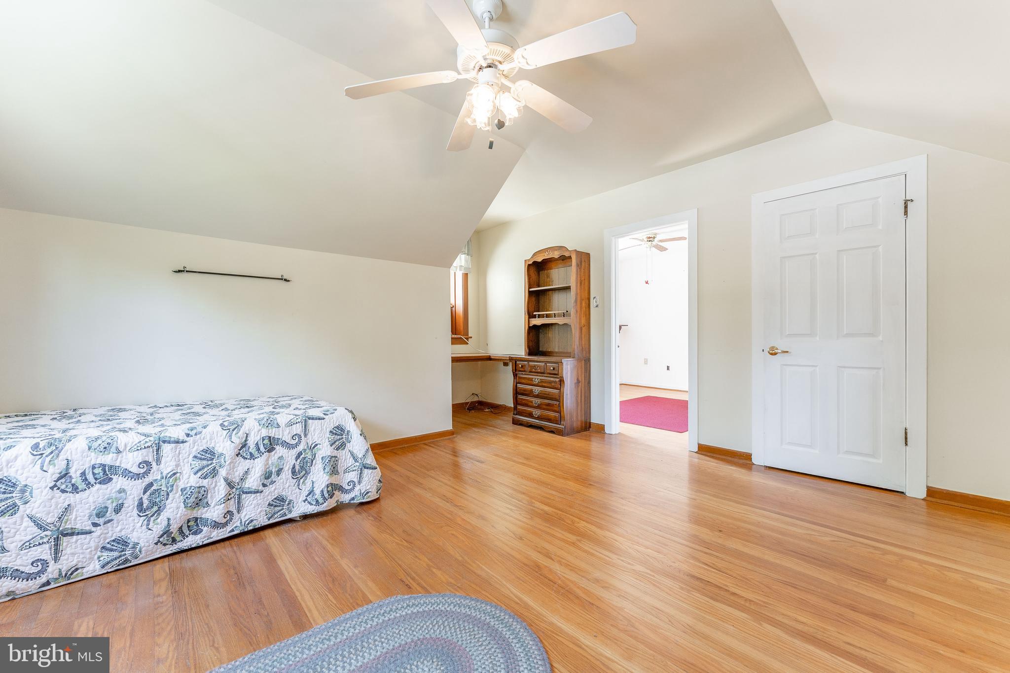 281 West Avenue Springfield, PA 19064 - Photo 34 of 51 a view of livingroom with hardwood floor and ceiling fan