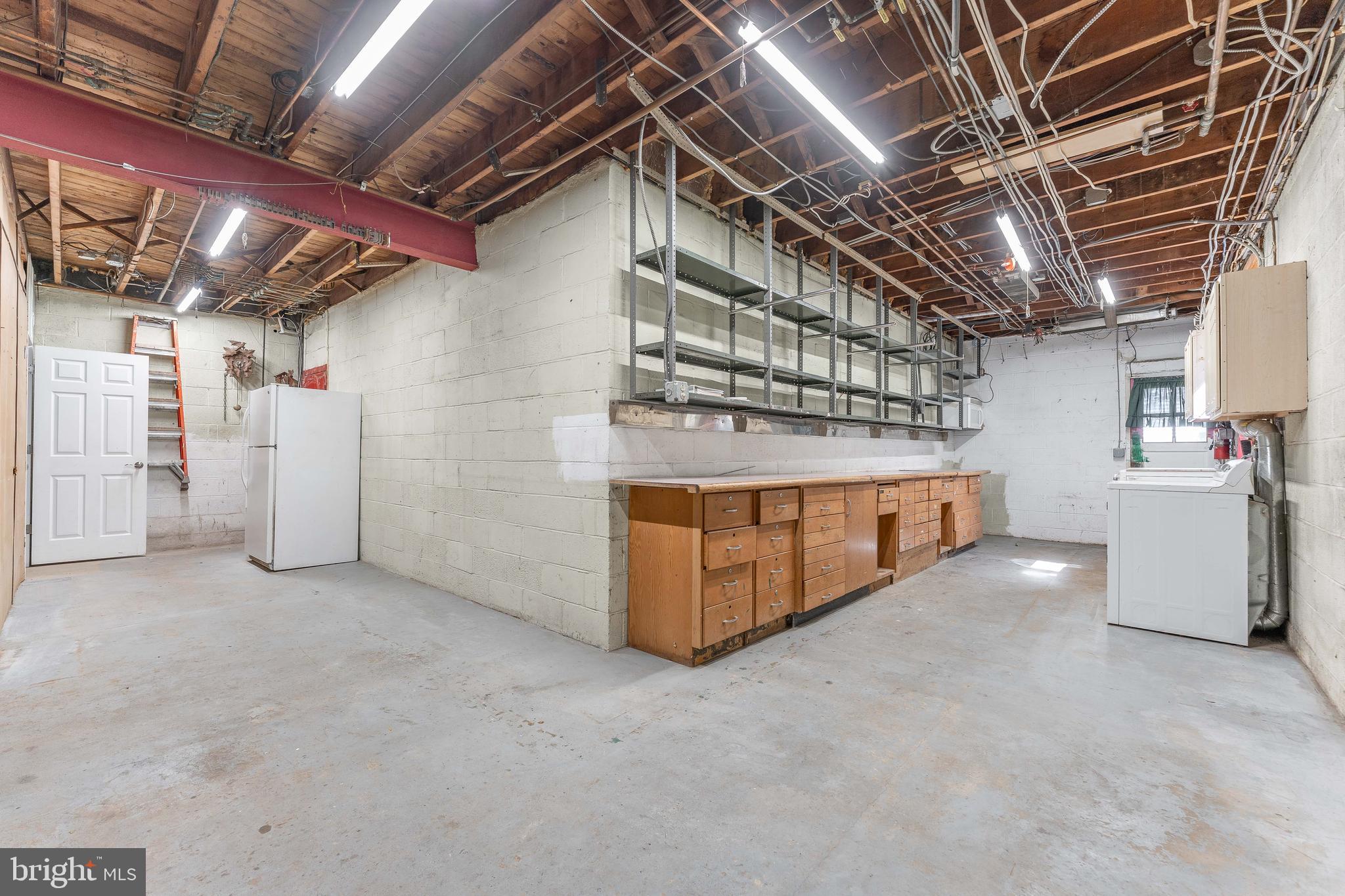 281 West Avenue Springfield, PA 19064 - Photo 46 of 51 a view of a garage room