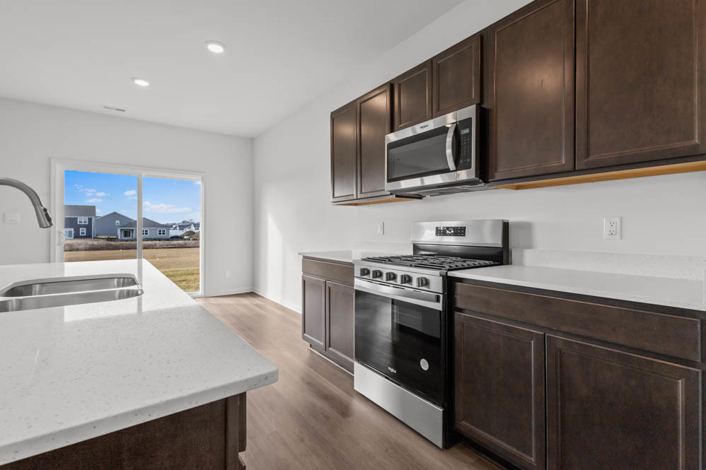 505 Arbor Ridge Drive Hampshire, IL 60140 - Photo 11 of 56