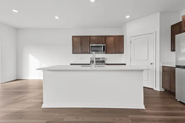 $459,990 | 505 Arbor Ridge Drive, Hampshire, IL 60140