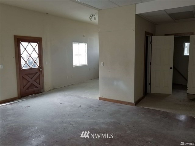 6131 Northeast Bothell Way Kenmore, WA 98028 - Photo 21 of 24