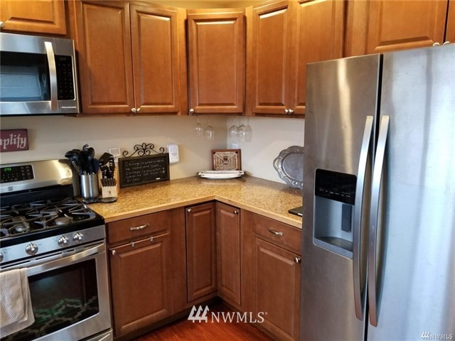 6131 Northeast Bothell Way Kenmore, WA 98028 - Photo 6 of 24