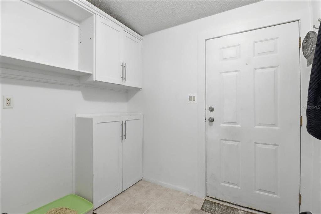 4950 West Mockingbird Street Homosassa, FL 34446 - Photo 22 of 47 a bathroom with a shower