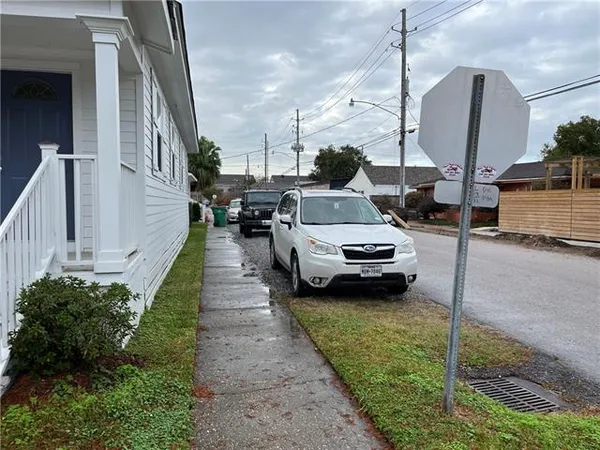 $1,500 | 132 Nursery Avenue, Metairie, LA 70005