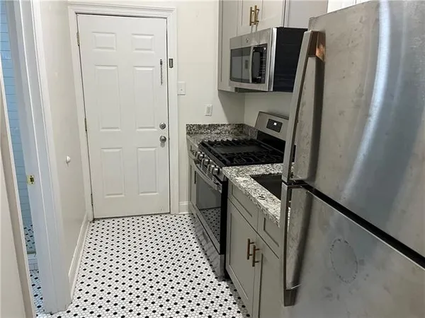 $1,500 | 132 Nursery Avenue, Metairie, LA 70005