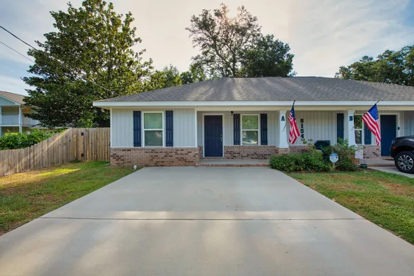 $1,650 | 8154 Lawton Street, Unit B, Pensacola, FL 32514
