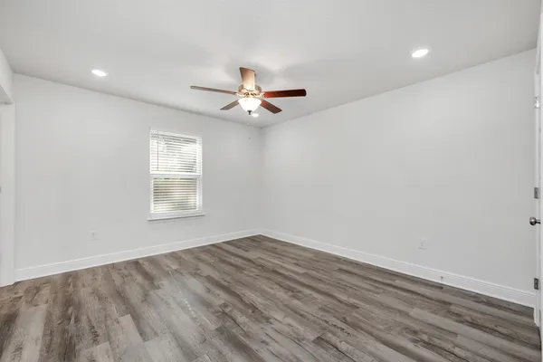 $1,650 | 8154 Lawton Street, Unit B, Pensacola, FL 32514