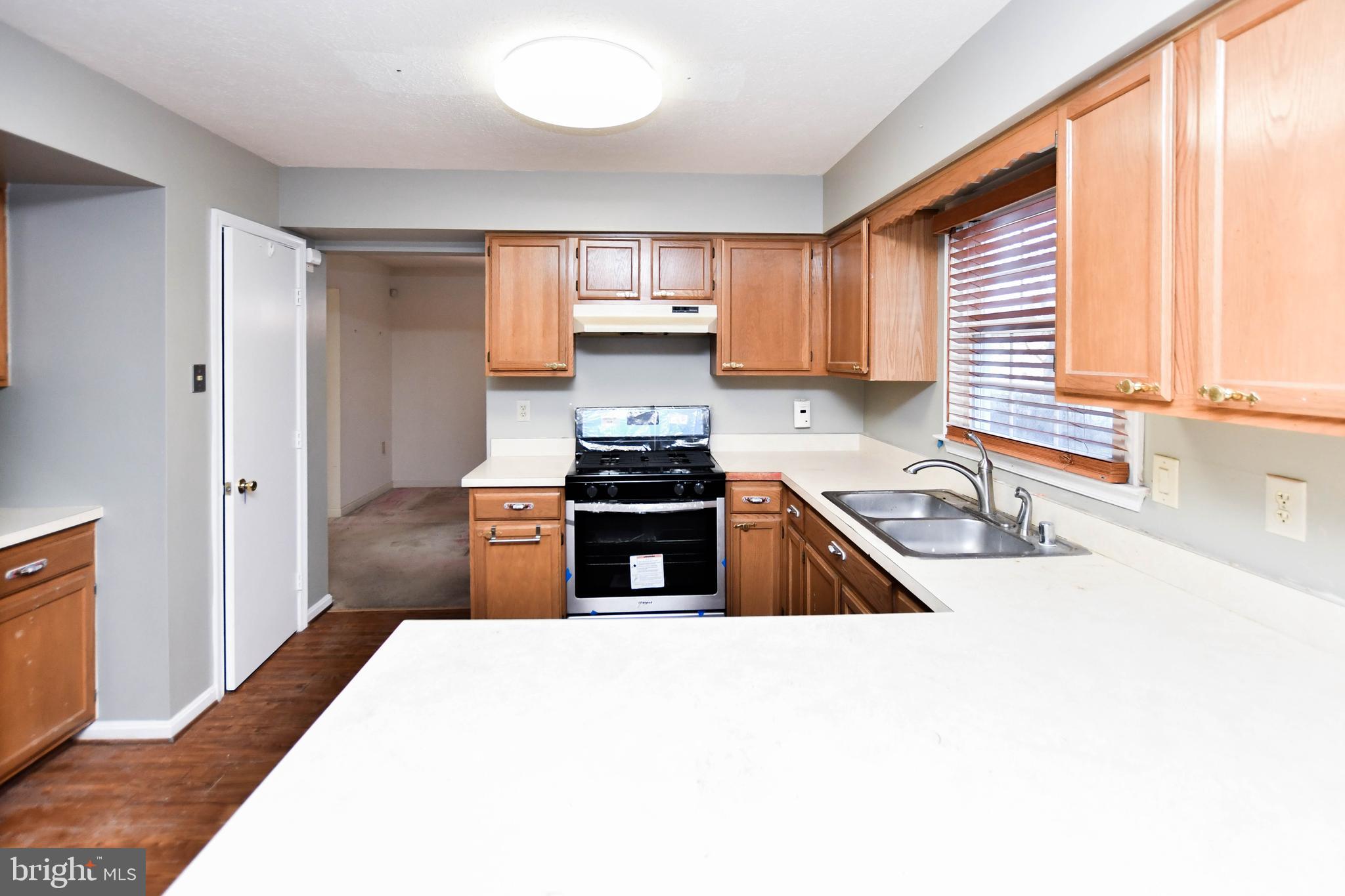8726 Fulton Avenue Lanham, MD 20706 - Photo 26 of 62