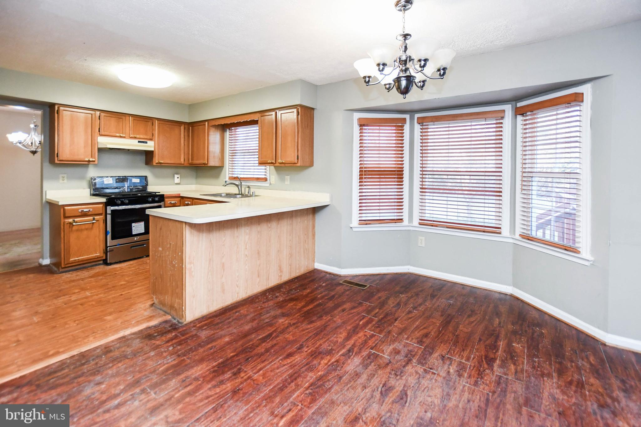 8726 Fulton Avenue Lanham, MD 20706 - Photo 33 of 62