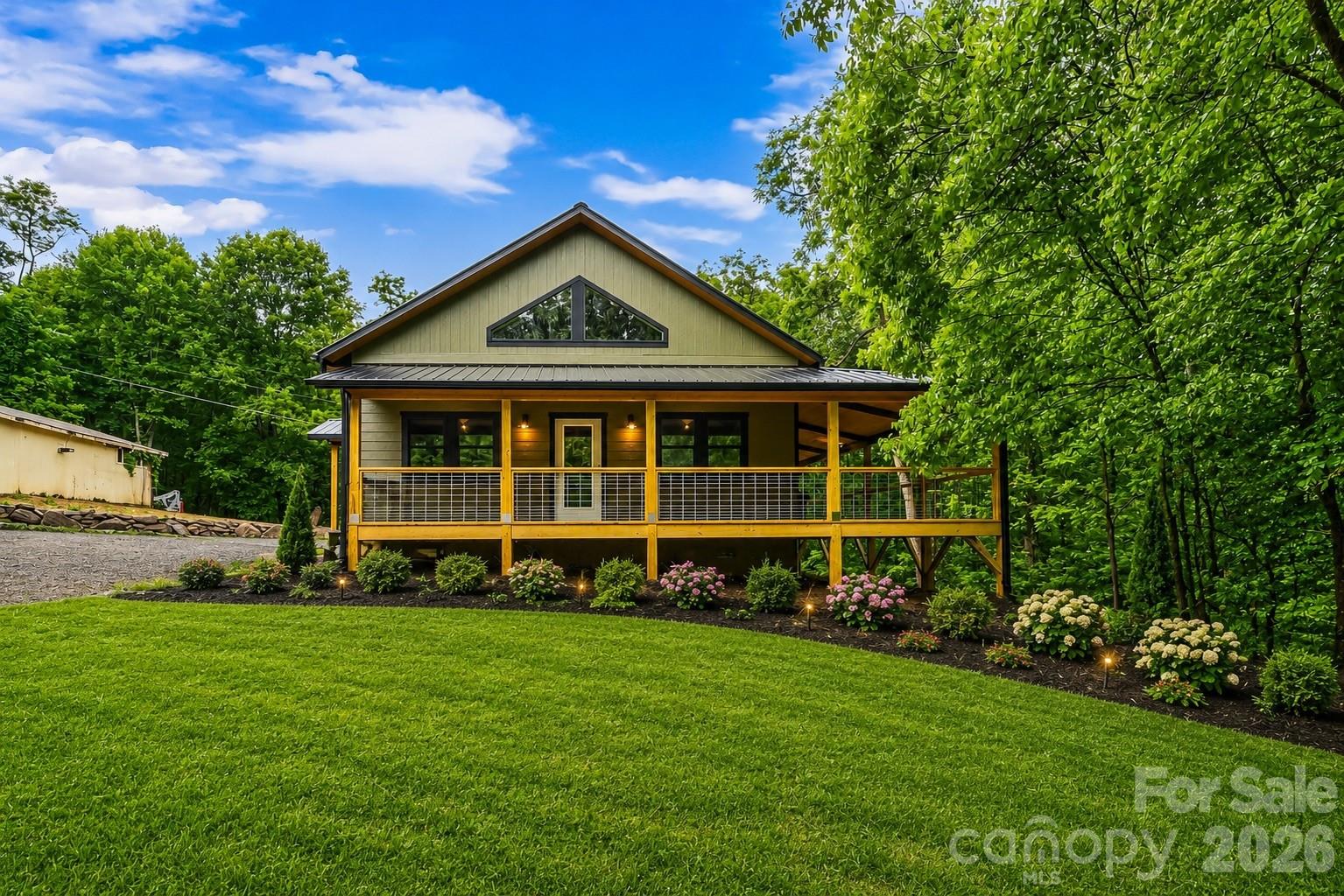 1737 Newfound Road Leicester, NC 28748 - Photo 3 of 47