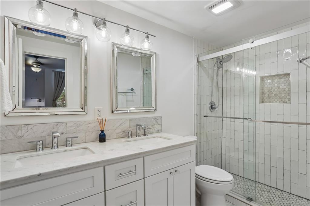 2632 Peachtree Road Northwest, Unit 302B Atlanta, GA 30305 - Photo 11 of 18 Gallery Image 11