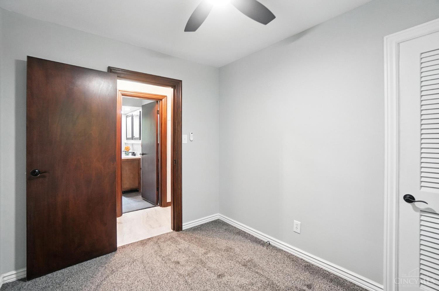 2000 Neeb Road Cincinnati, OH 45238 - Photo 29 of 50