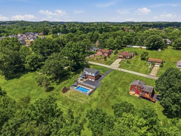 283 Brookwood Road Venetia, PA 15367 - Photo 36 of 36 an aerial view of a house with a garden
