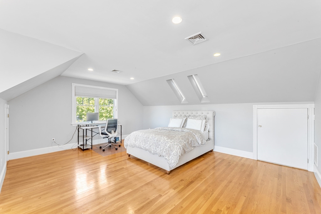 131 Westmoor Road Boston, MA 02132 - Photo 17 of 35