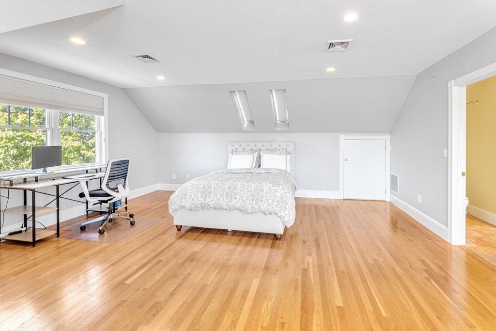 131 Westmoor Road Boston, MA 02132 - Photo 20 of 35