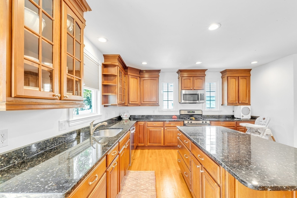 131 Westmoor Road Boston, MA 02132 - Photo 5 of 35