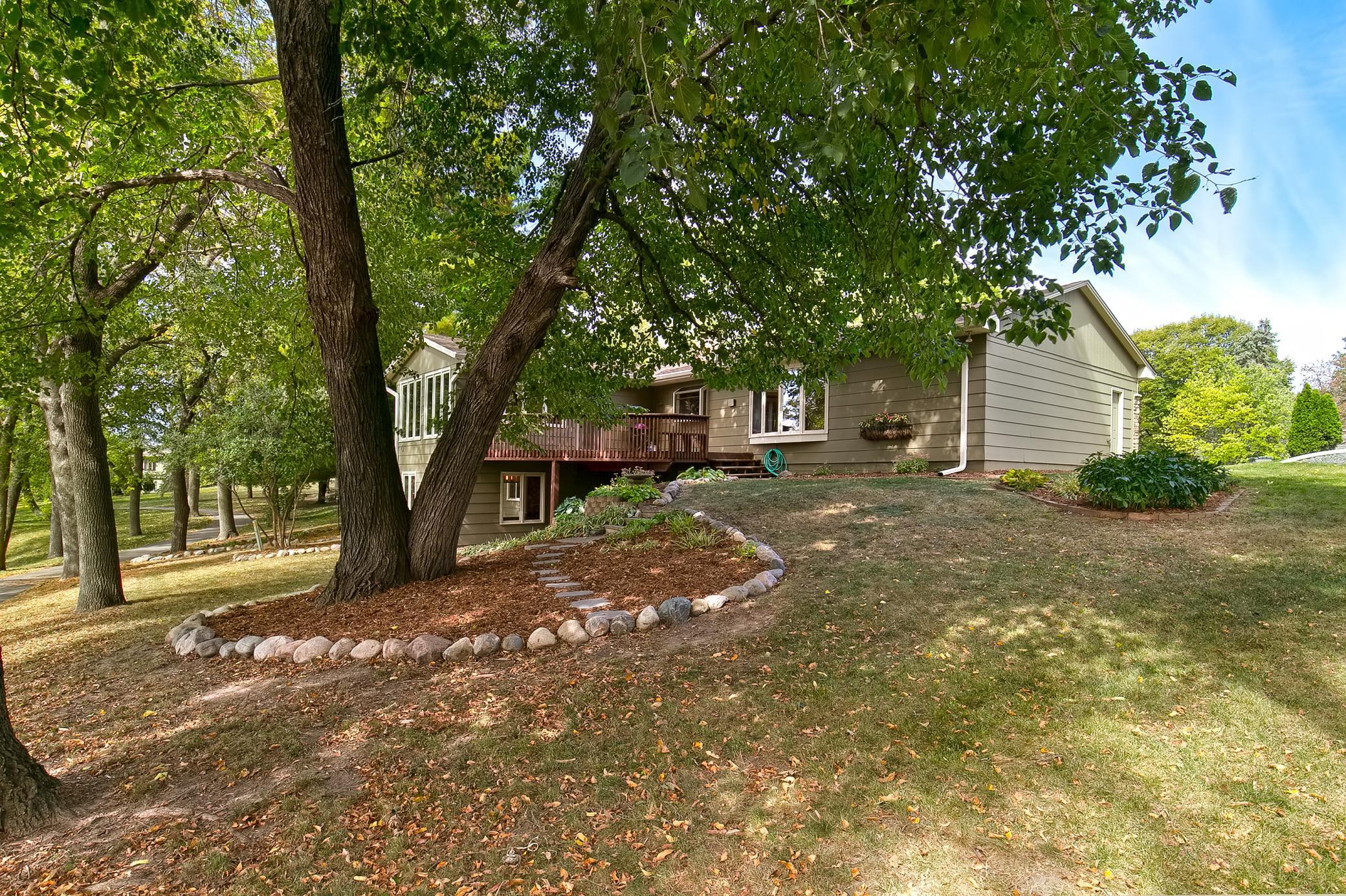 9050 High Point Circle Eden Prairie, MN 55347 - Photo 35 of 42 Gallery Image 35