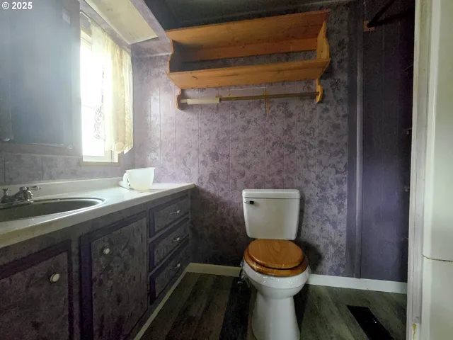 $94,900 | 3668 Joseph Street, Roseburg, OR 97470