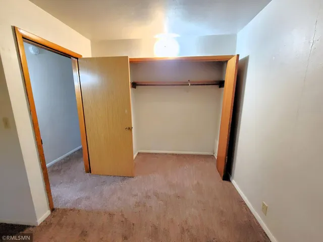 $900 | 545 Birchcrest Drive, Unit 4, River Falls, WI 54022