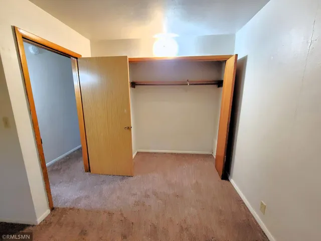 $950 | 545 Birchcrest Drive, Unit 4, River Falls, WI 54022