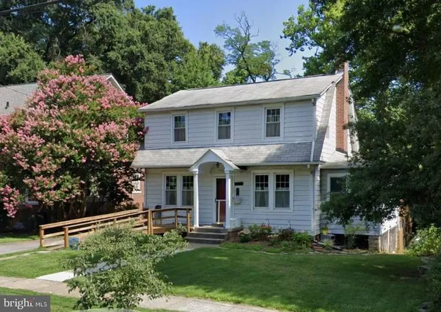 $650,000 | 4302 Sheridan Street, University Park, MD 20782