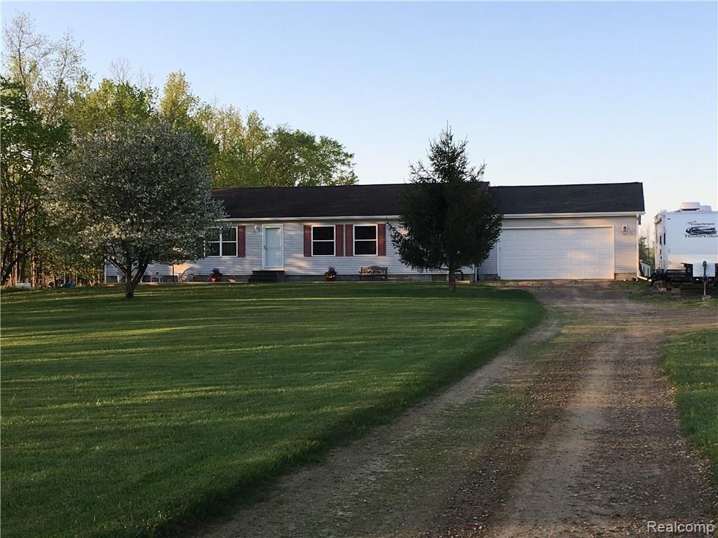 8348 Stiles Road Brown City, MI 48416 - Photo 2 of 28 IMG_2057(1).JPG