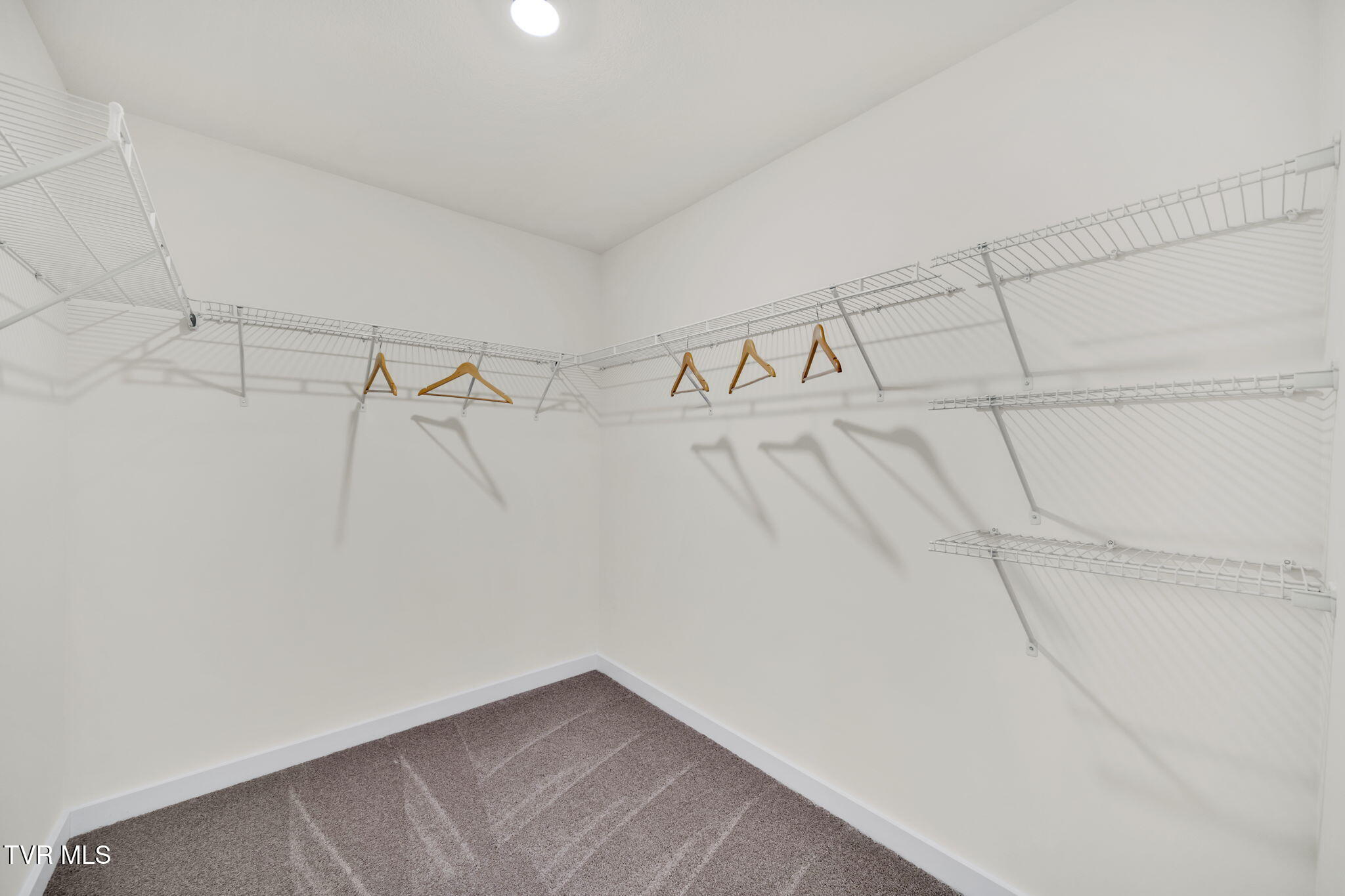 1175 Aspen Terrace Greeneville, TN 37745 - Photo 18 of 26 23-web-or-mls-DSC06513