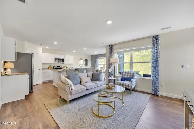 $288,570 | 1175 Aspen Terrace, Greeneville, TN 37745