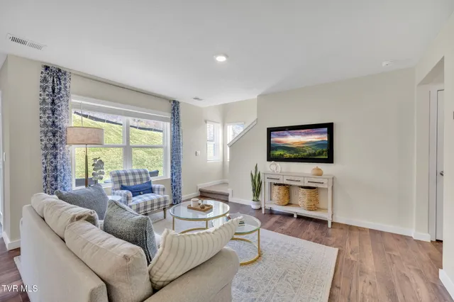 $288,570 | 1175 Aspen Terrace, Greeneville, TN 37745