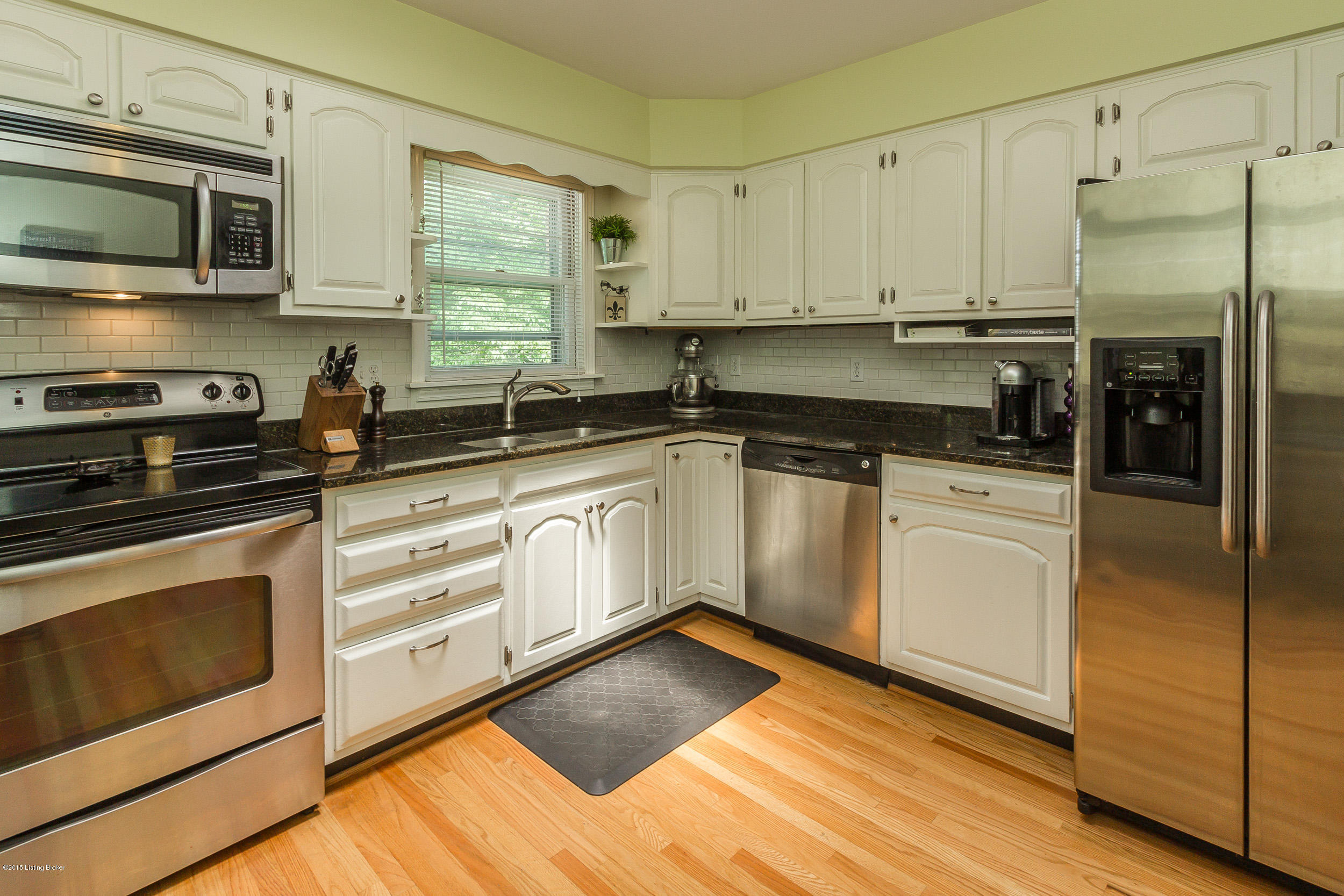 4315 Lincoln Road Louisville, KY 40220 - Photo 12 of 57 4315-Lincoln-Rd-37