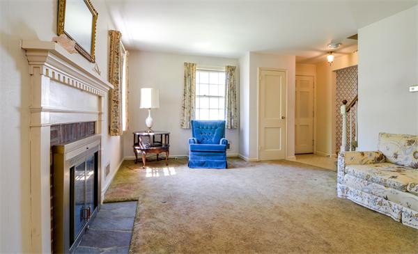 22 Barnesdale Road Natick, MA 01760 - Photo 3 of 17 Gallery Image 3
