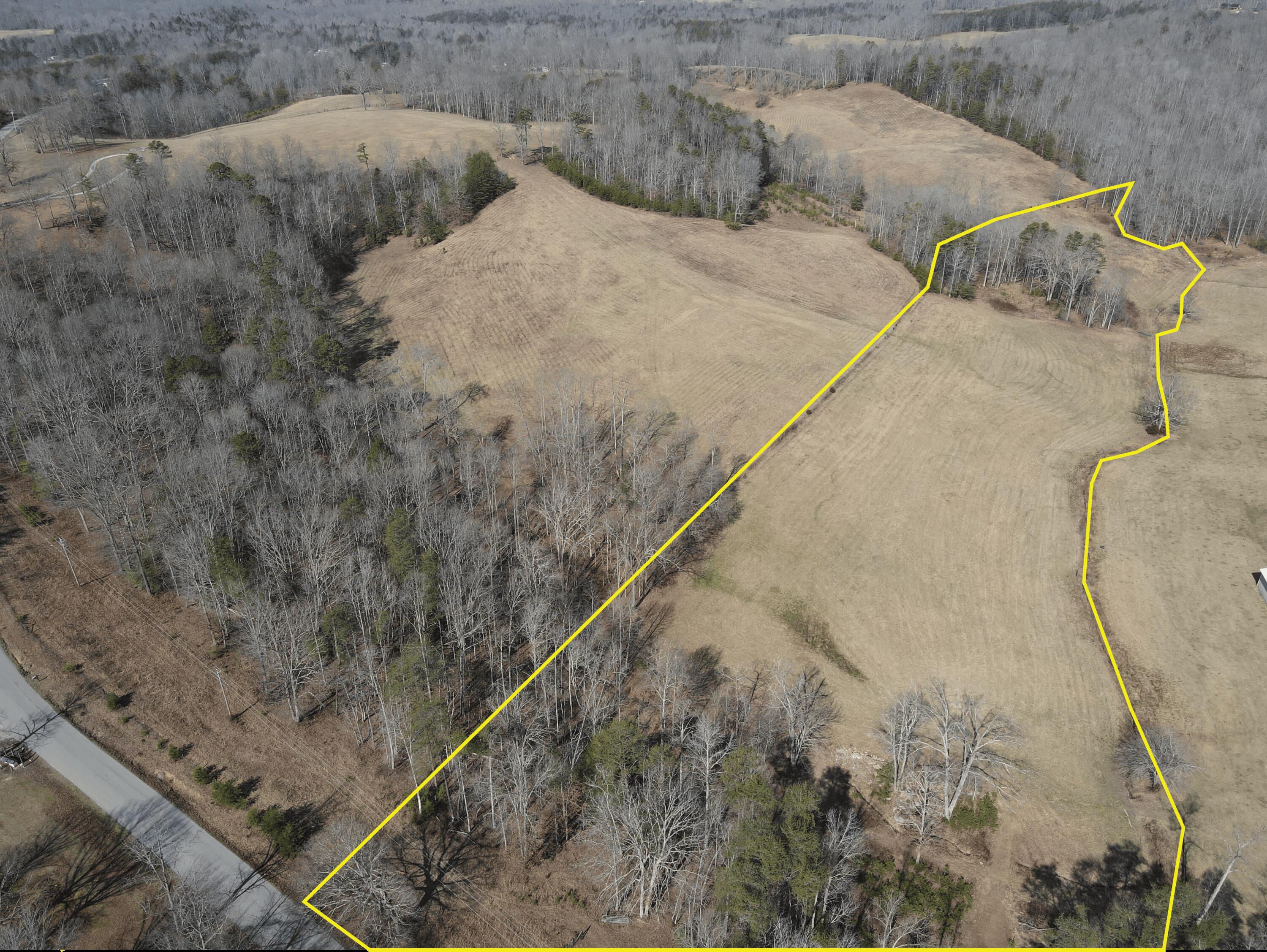 1112 Craig Road Williamsburg, KY 40769 - Photo 4 of 9 Prop lines 2 (1)