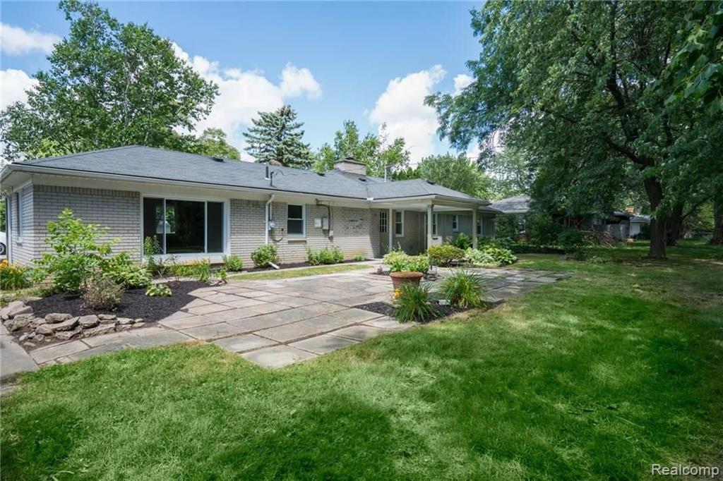 16175 West 13 Mile Road Southfield, MI 48076 - Photo 7 of 31
