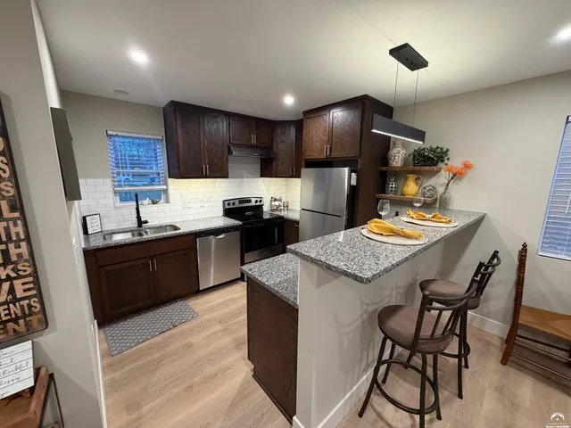 $320,000 | 919 Oak Street, Eudora, KS 66025