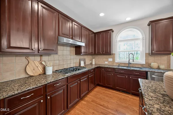 $875,000 | 110 Vintage Hill Circle, Apex, NC 27539