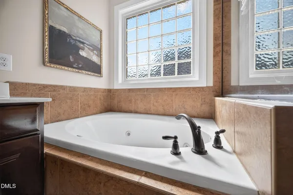 $875,000 | 110 Vintage Hill Circle, Apex, NC 27539