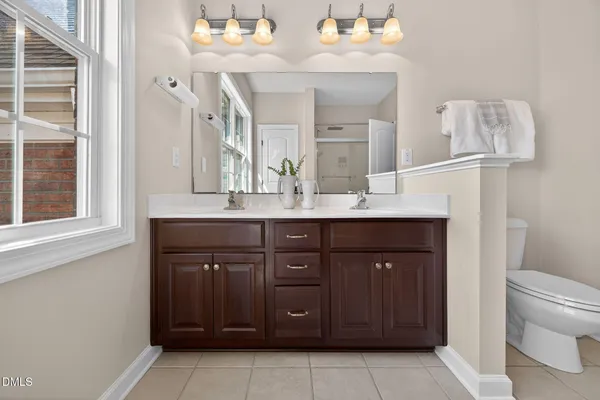 $875,000 | 110 Vintage Hill Circle, Apex, NC 27539