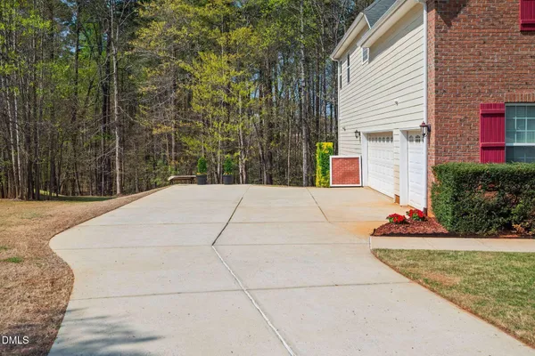 $875,000 | 110 Vintage Hill Circle, Apex, NC 27539
